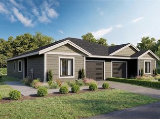 LOT B Tulip Ave #SLB2, Parksville, BC V9P1T7
