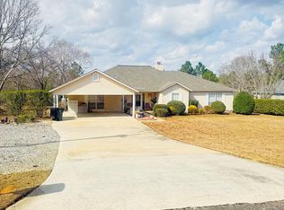 355 Fern Ridge Rd, Douglas, GA 31535