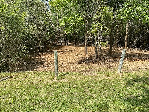 Entrance to driveway