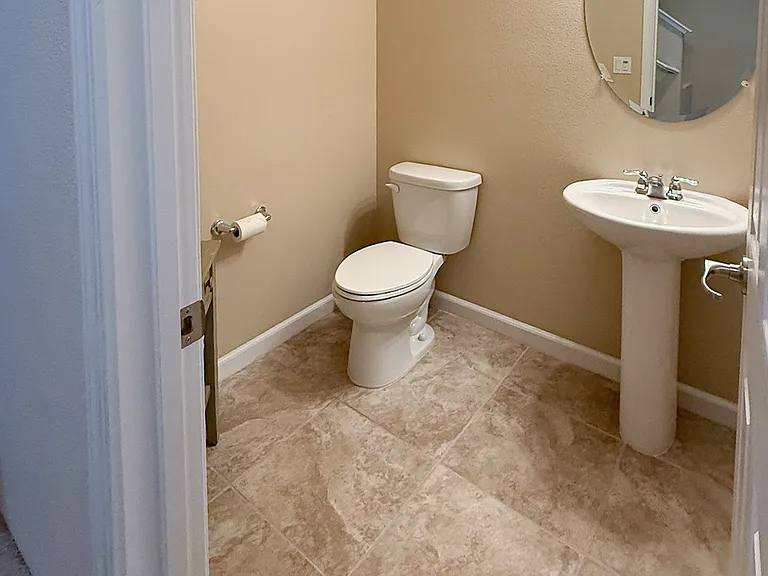 1010 Vanilla Walkway — Photo 20
