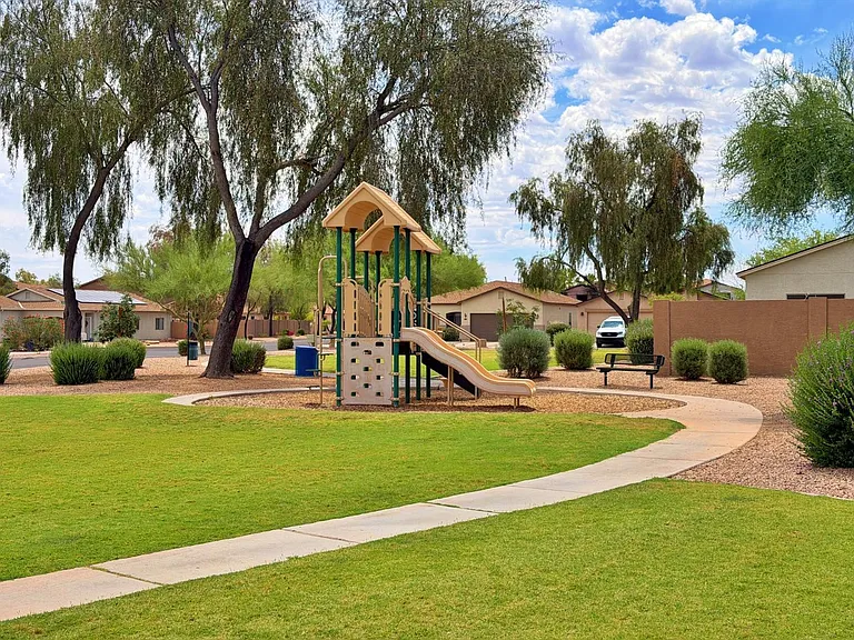 30479 N Bareback Trl — Photo 39