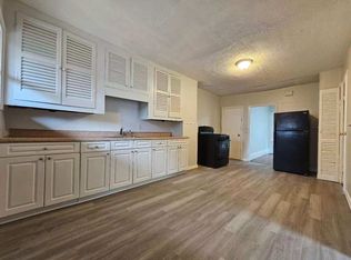 27 Loring St APT 1L, Springfield, MA 01105