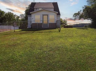 31 E Jackson Rd, Saint Louis, MI 48880