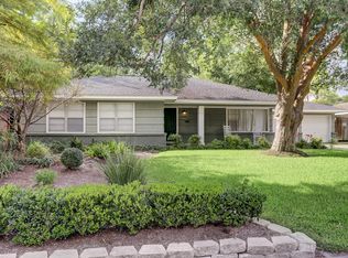 2814 Linkwood Dr, Houston, TX 77025
