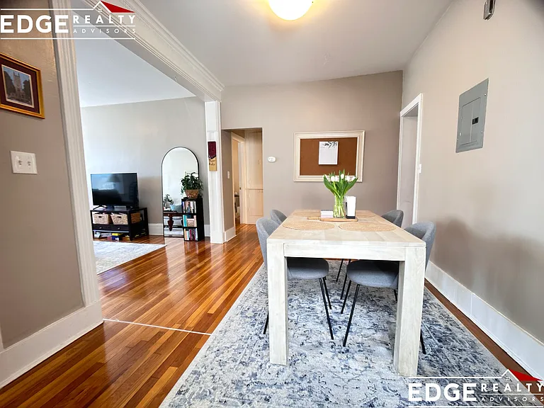 16 Fuller St #5 — Photo 6
