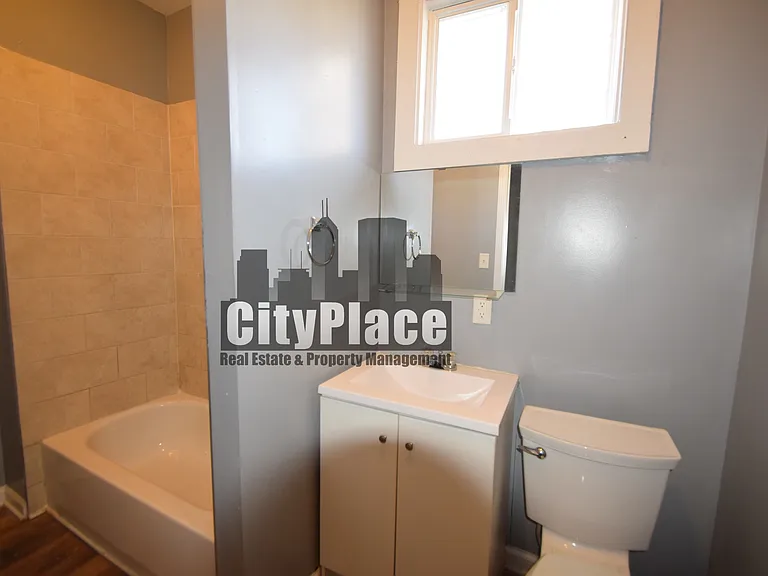 544 W 26th St — Photo 17