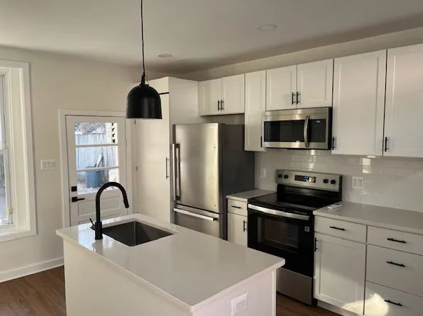 108 W 4th St #3, Frederick, MD 21701