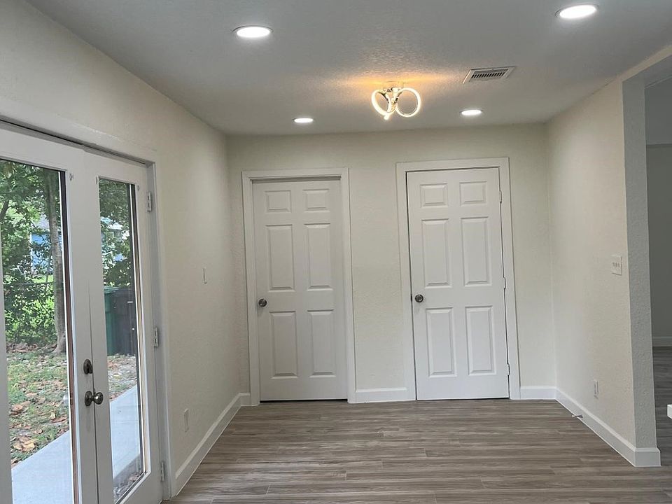 1st image of 1310 Canterview Dr #1310