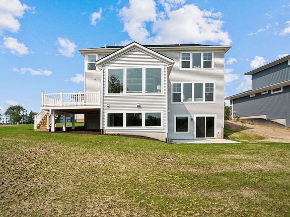 3rd image of 2983 Medinah Dr