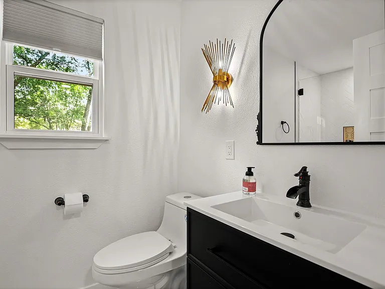 3904 Highland Dr — Photo 26
