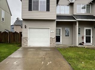 1382 NE Birkshire Ct, Hillsboro, OR 97124