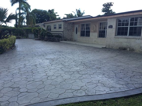 4th image of 10210 Nicaragua Dr