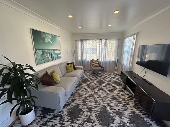 4th image of 6634-36 Electric Ave #3364