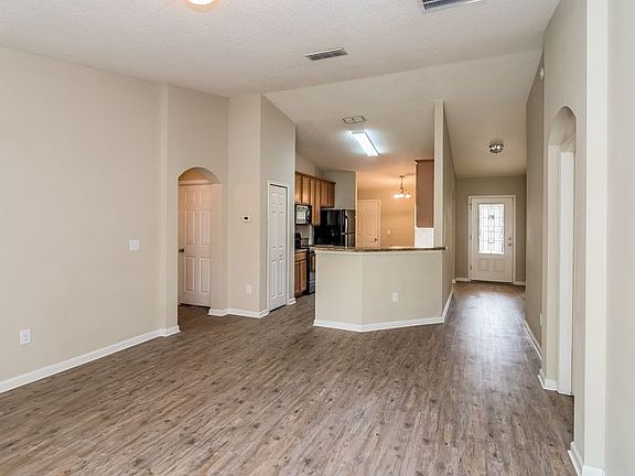 2nd image of 2102 Sotterley Ln