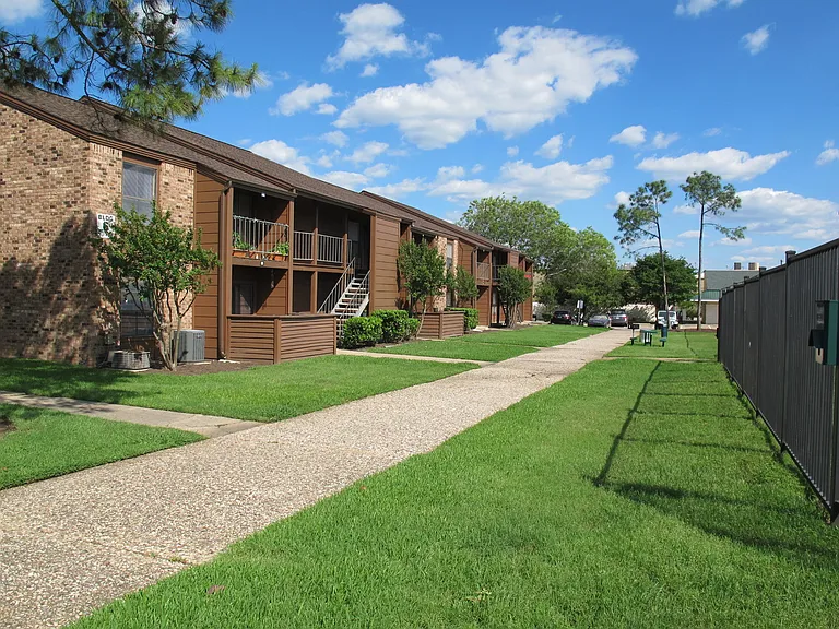 904 University Oaks Blvd #120 — Photo 15