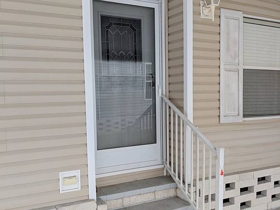 3rd image of 2600 Harden Blvd Lot 285