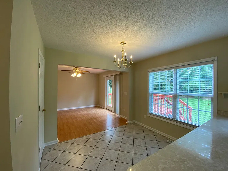 1305 Ujamaa Dr — Photo 1