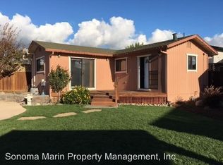 1053 Helen Ct, Petaluma, CA