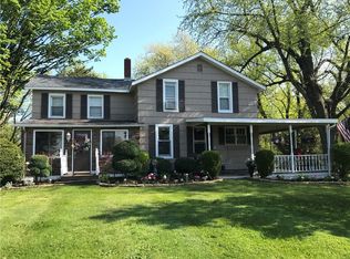 11370 Martin Rd, North East, PA 16428