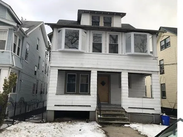 108 S Durand Pl Floor 3, Irvington, NJ 07111