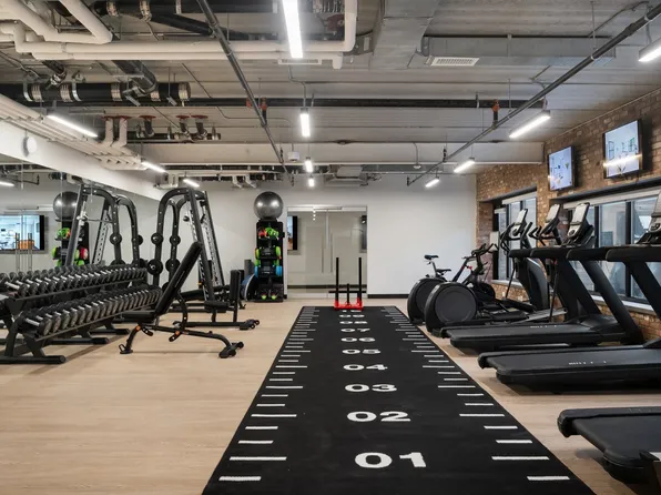 788 Willoughby Avenue image 16 of 22