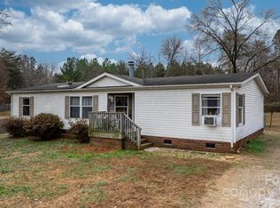 157 Broad Meadow Dr, Statesville, NC 28677