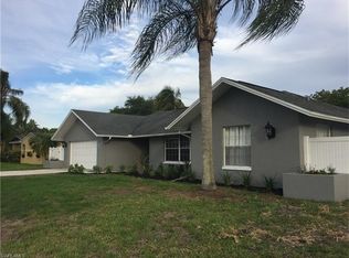 2197 Trailwinds Dr, Fort Myers, FL 33907
