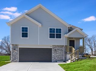 822 Shane Ct, Belton, MO 64012