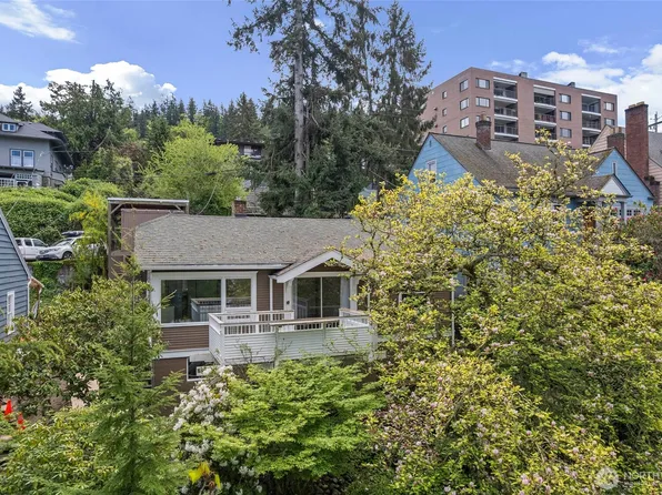 722 N Forest Street, Bellingham, WA 98225