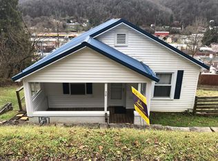 30 E Cranberry St, Richwood, WV 26261