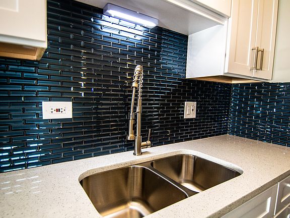 3rd image of 10210 S Washington Ave #206