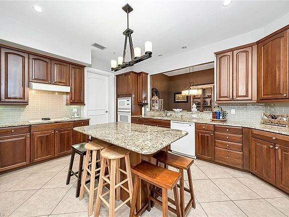 4th image of 1494 Borghese Ln Unit 101