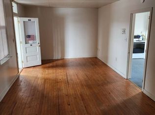 2 S Market St, Elizabethtown, PA 17022