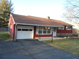 2701 Kimberly Rd, Lancaster, PA 17603