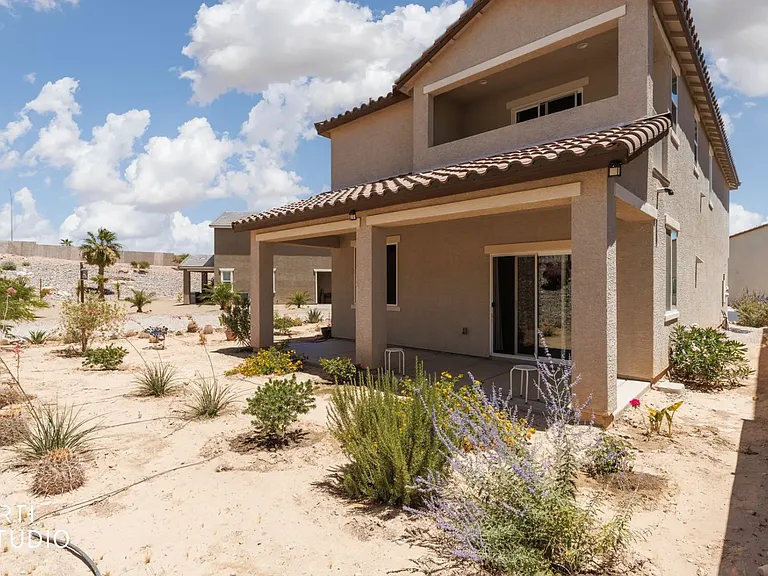 679 Corona Way — Photo 26