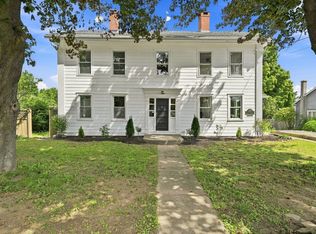106 Main St, Blandford, MA 01008