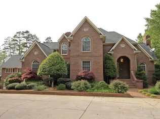 1349 Twogreen Ln, Newton, NC 28658