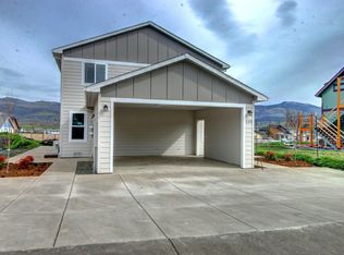 225 Talent Ave #A, Talent, OR 97540