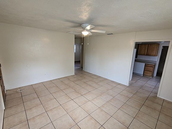 5th image of 7101 65th Way N