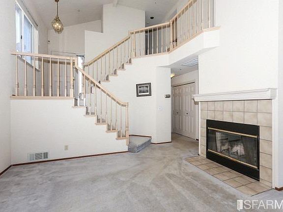 3rd image of 132 Linda Vista Dr