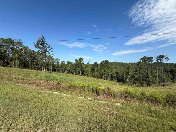 84 High School Rd, Arkadelphia, AR 71923