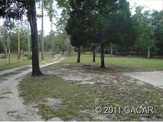 3rd image of 128 W Lake Dr