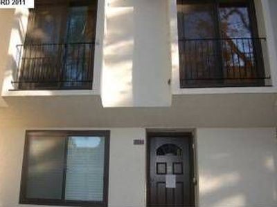 1117 Camino Del Valle, Alameda, CA, 94502