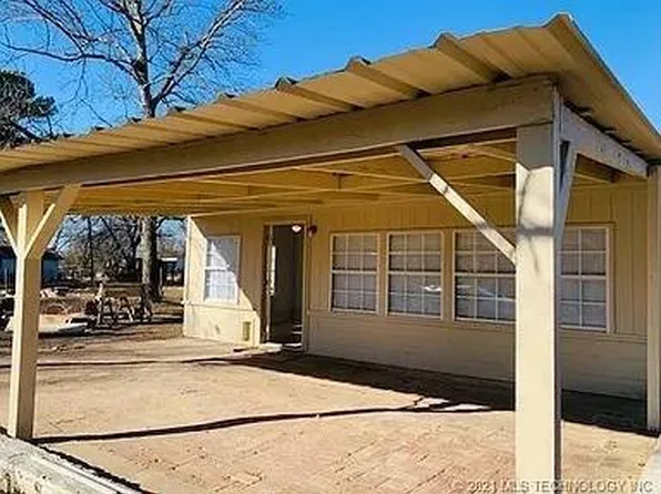 31313 E 685th Ln, Wagoner, OK 74467