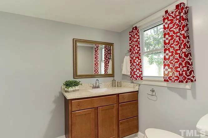 3409 Tryon Rd — Photo 18