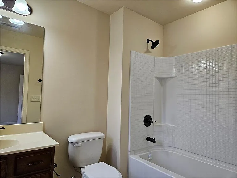 3155 Stonecrest Dr — Photo 24
