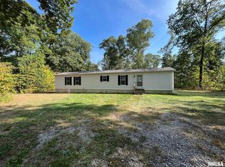 3728 Ridge Rd, Edgewood, IL 62426