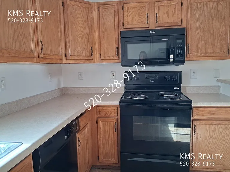 4107 E Los Robles St — Photo 11