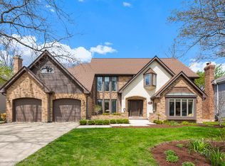 1425 Ambleside Cir, Naperville, IL 60540