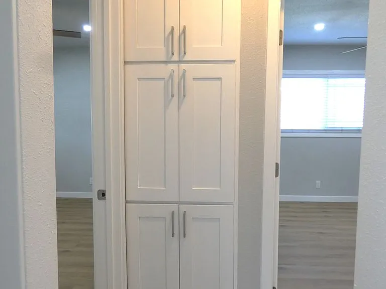 14327 Christine Dr — Photo 11